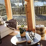 Verhof 9p With Sauna Hot Tub Station touristique